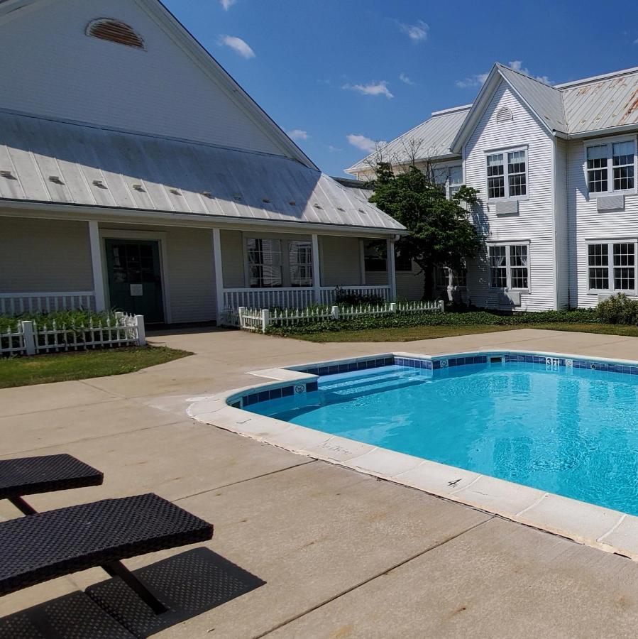 Amish Inn Nappanee Εξωτερικό φωτογραφία
