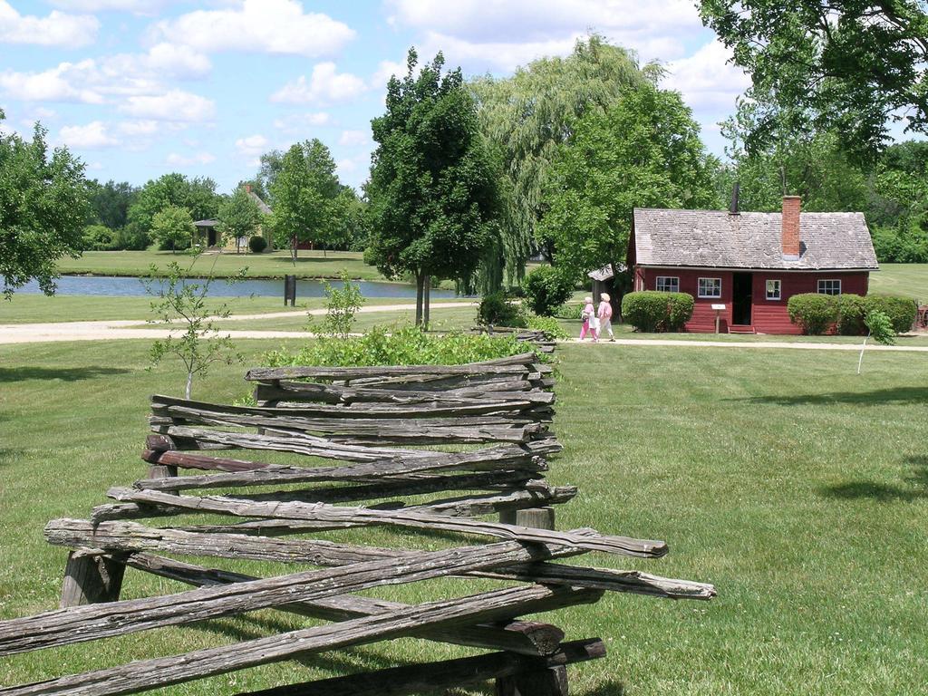 Amish Inn Nappanee Εξωτερικό φωτογραφία
