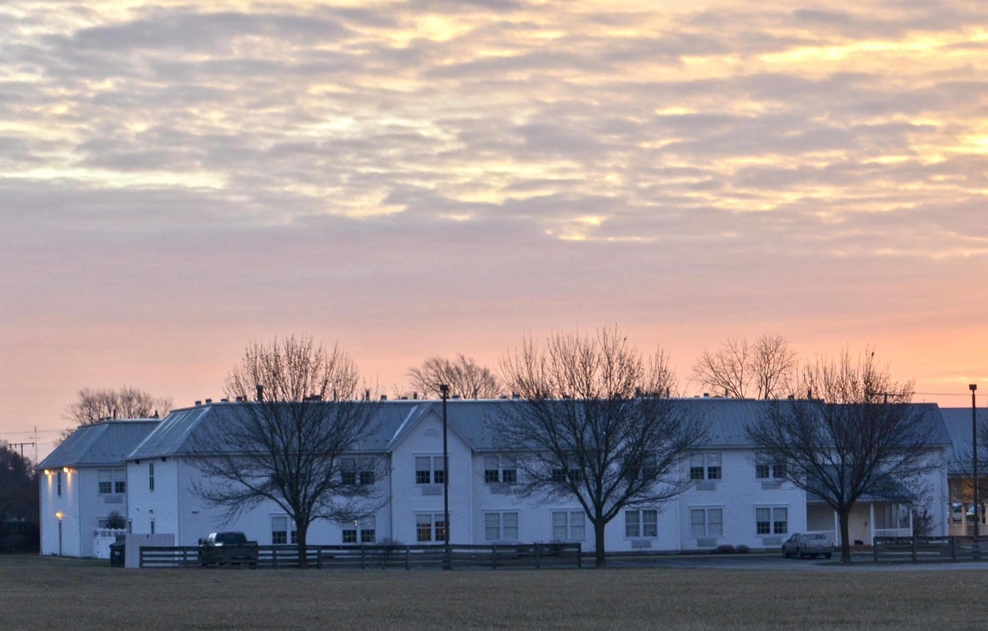 Amish Inn Nappanee Εξωτερικό φωτογραφία